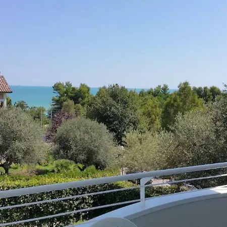 Horisontis Apartment Pineto